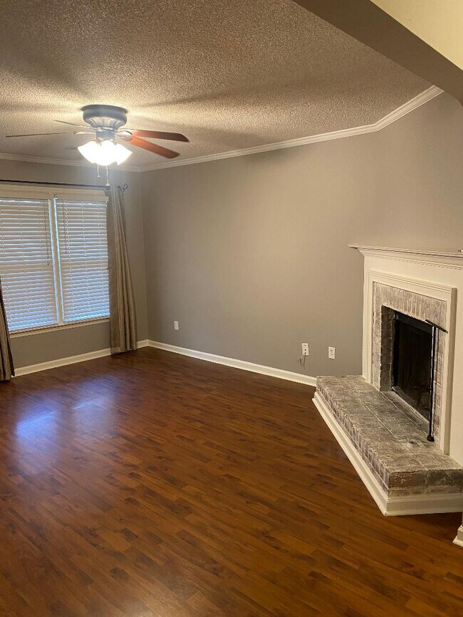 Foto del edificio - 4069 Coopers Hill Dr SE