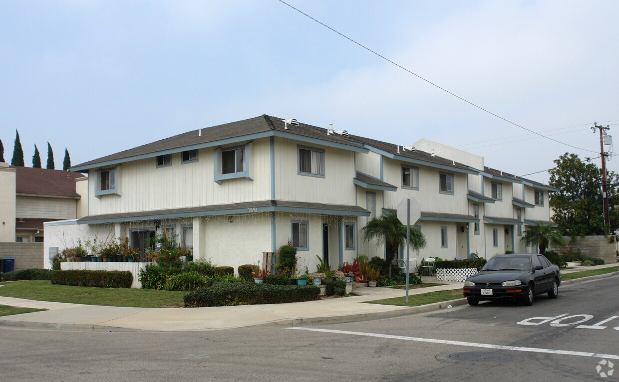 7851 13th St, Westminster, CA 92683 Apartments in Westminster, CA