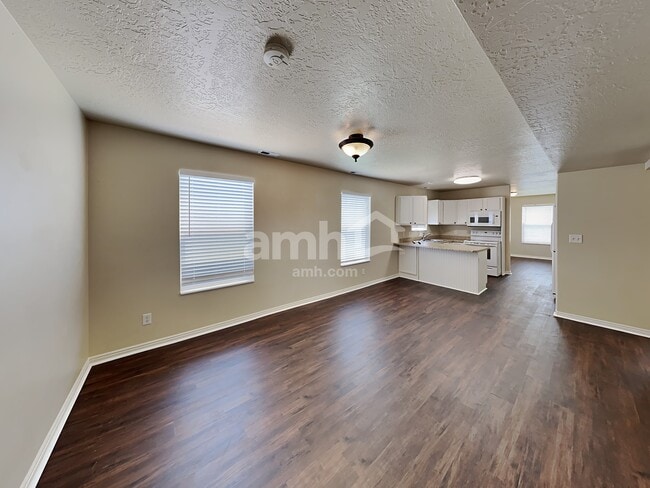 Building Photo - 2254 Orchard Way