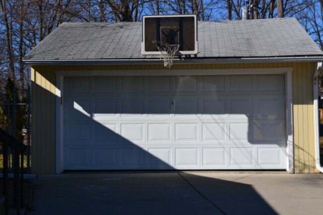 Foto del edificio - 930 Sherwood St