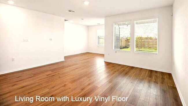 Foto del edificio - 7108 Spotted Leaf Way