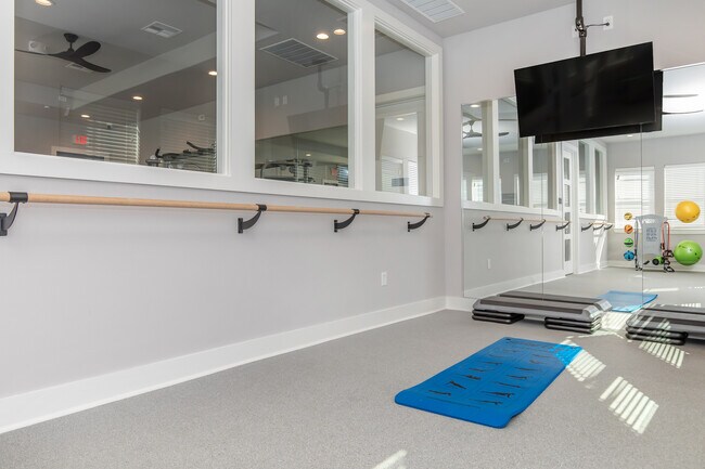 Fitness Studio - Fairmount Oaks