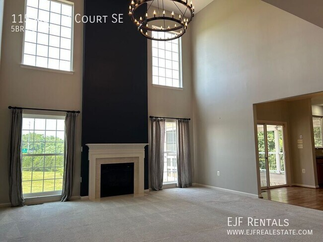 Foto del edificio - 115 Muffin Ct SE