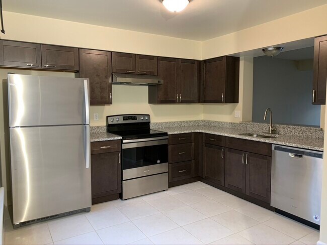 Kitchen View 1 - 11521 Little Patuxent Pky