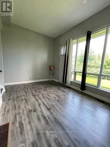 Building Photo - 160 Darras Ct