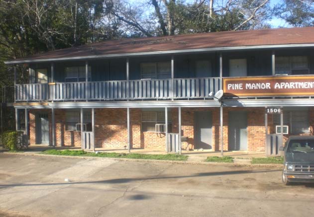 Building Photo - Pine Manor Apartments