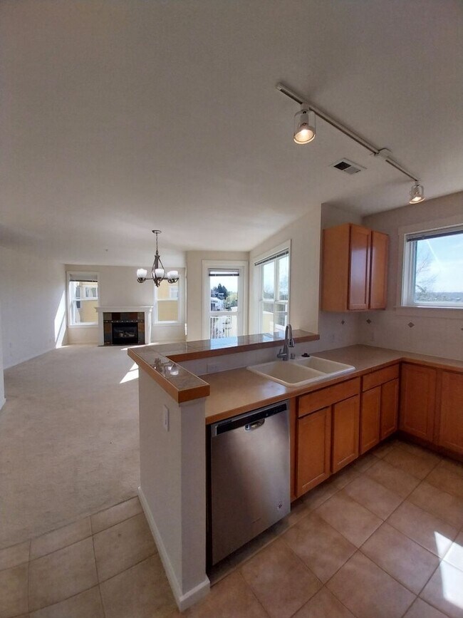 Foto del edificio - Beautiful 2 beds/1.75 baths condo in sough...