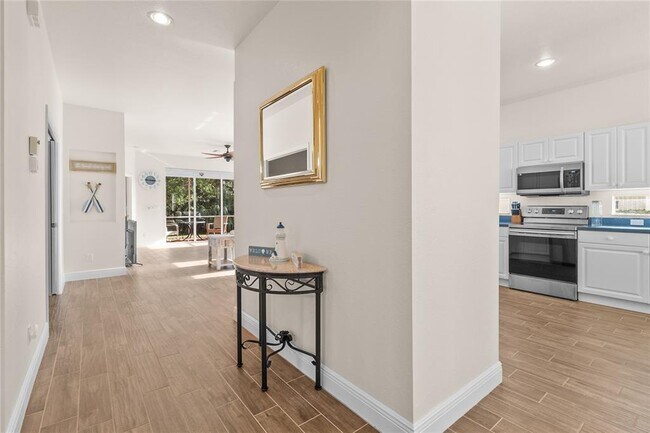 Foto del edificio - 1937 Scarlett Ave