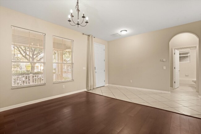 Foto del edificio - 14214 Prunningwood Pl