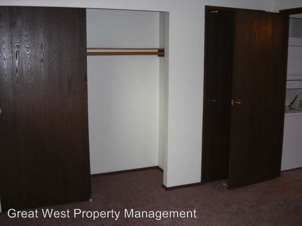 Foto del edificio - 2341 58th Ave E