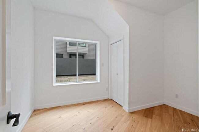 Foto del edificio - 2 bedroom in San Francisco CA 94110