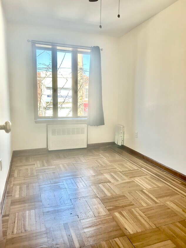 Foto del edificio - 6615 11th Ave