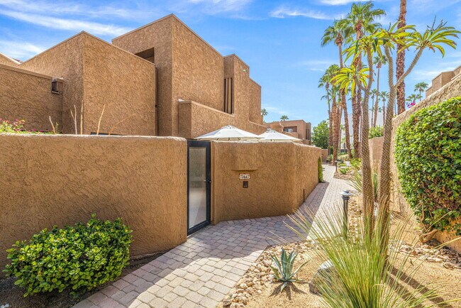 Building Photo - 73447 Foxtail Ln