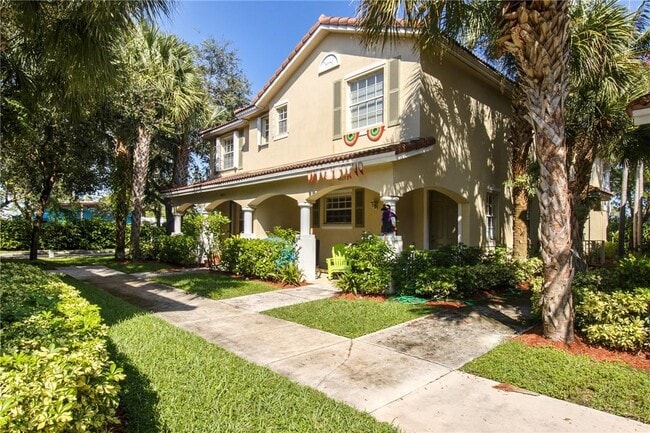 Photo - 4809 N Wickham Cir Townhome