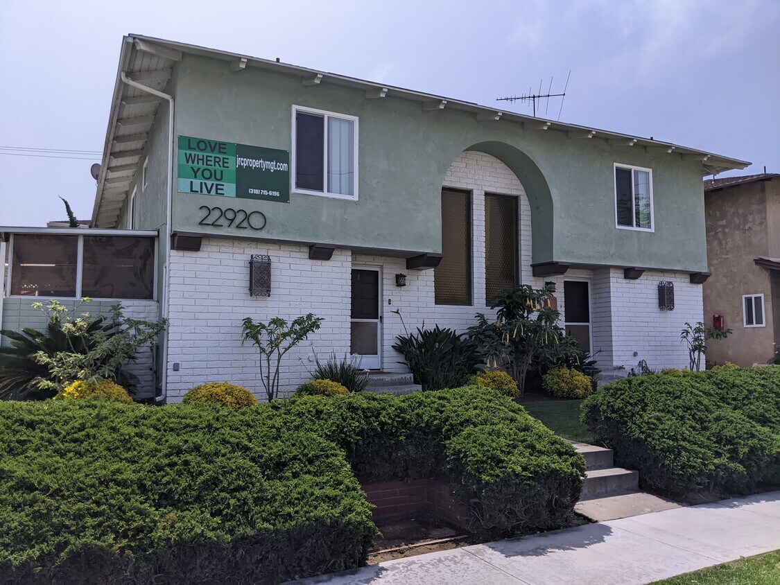 Primary Photo - 22920 Maple Ave