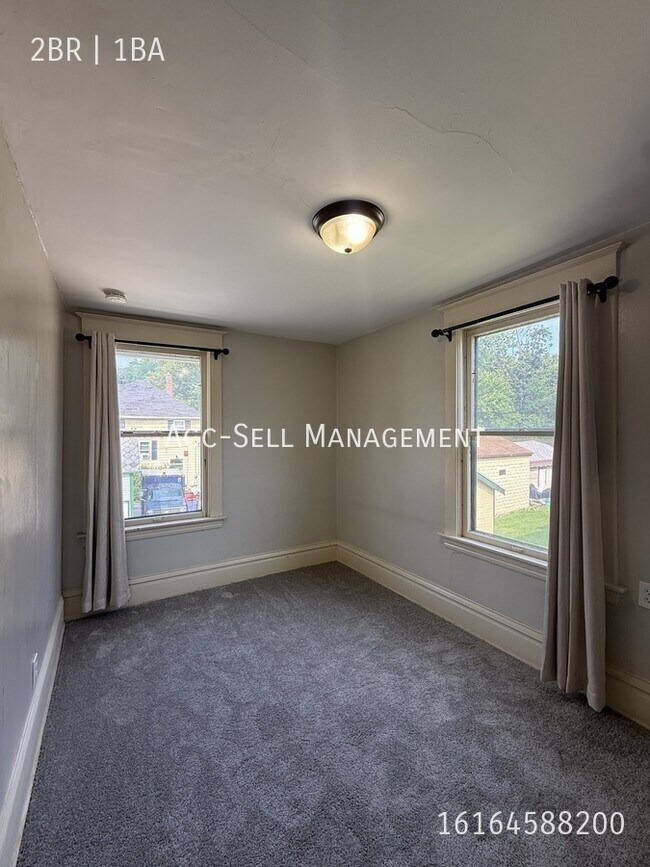 Foto del edificio - 205 Valley Ave NW