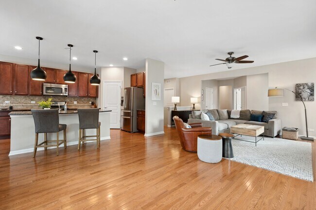 Building Photo - 3146 Valcour Dr