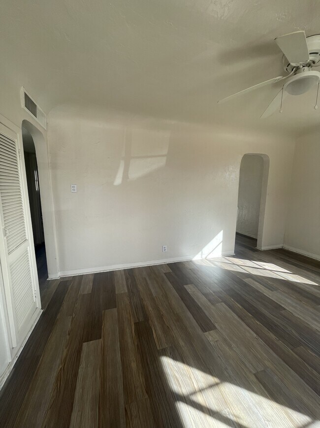 Building Photo - 8167 Josephine Cir