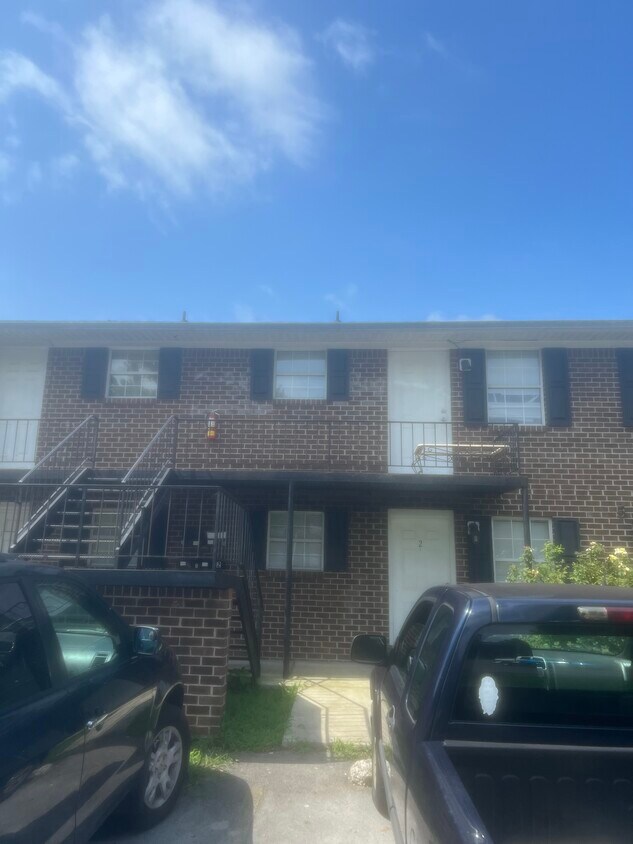 Primary Photo - 485 4th St NW