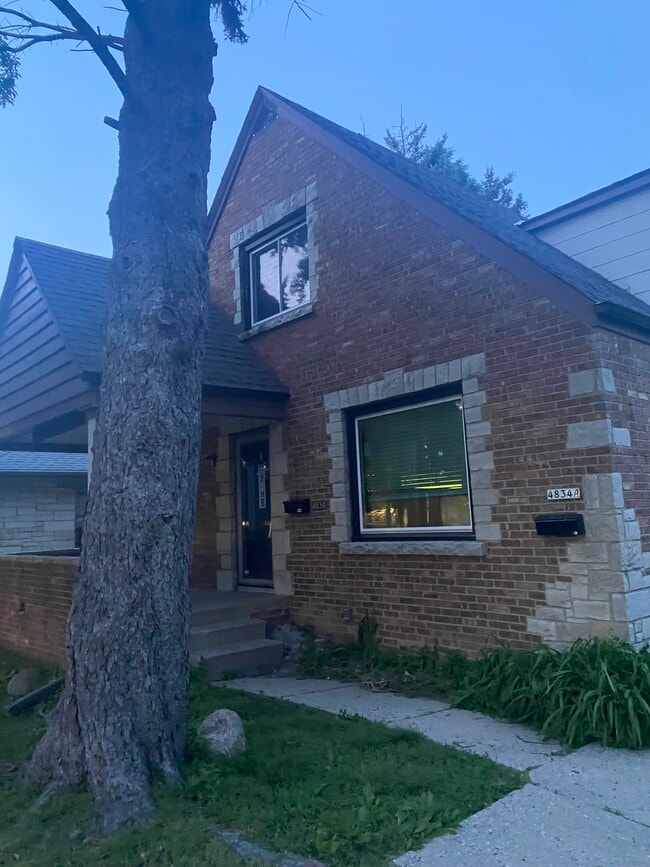 Building Photo - 4834 N 76th St