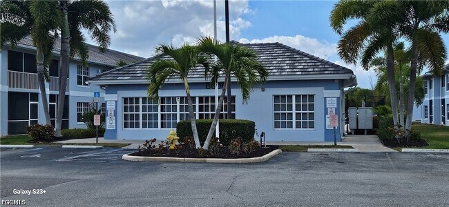 Foto del edificio - 8424 Bernwood Cove Loop