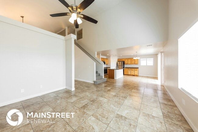 Building Photo - 5607 S 16th Dr