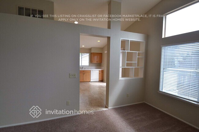Building Photo - 5117 Hereford Ct