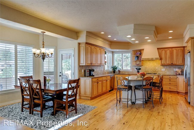 Foto del edificio - 5 br, 3.5 bath House - 2290 Mankato Court