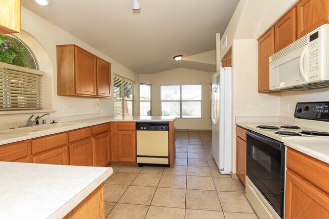 Foto del edificio - 9960 W Runion Dr