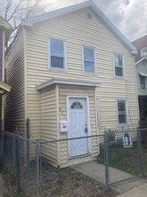 Building Photo - 431 2nd St
