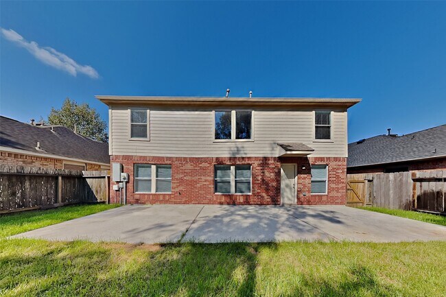 Foto del edificio - 26880 Armor Oaks Dr