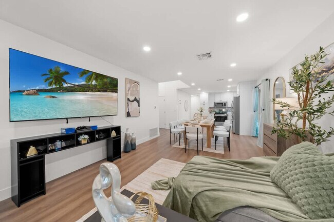 Foto del edificio - 1676 Raynell Way