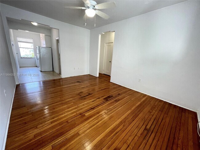 Foto del edificio - 1030 Jefferson Ave