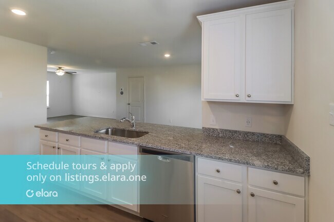 Foto del edificio - 220 CRESCENT PARK DR