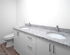 Building Photo - 6204 Forest Ct
