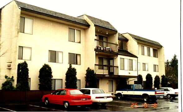 Building Photo - Tiffany Apartments