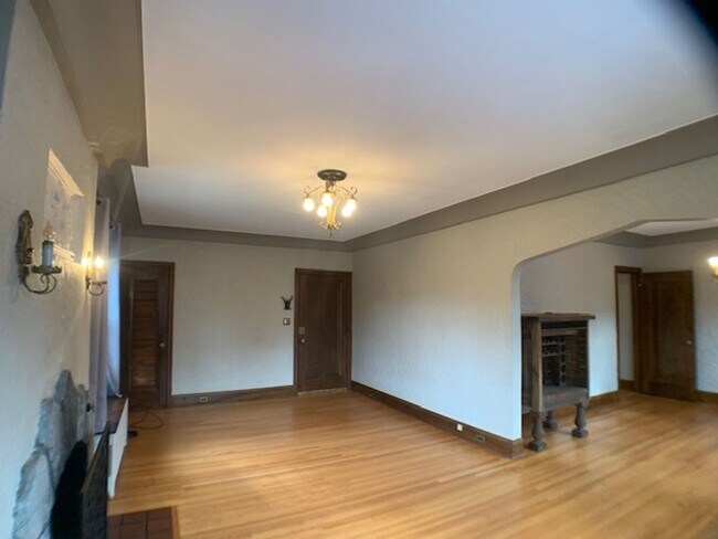 Foto del edificio - 3535-3537 Harriet Ave