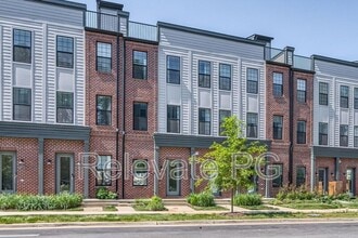 Building Photo - 13274 Coalfield Station Ln