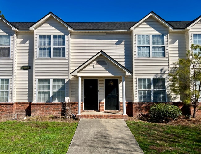 Building Photo - 4062 Cedars Pkwy
