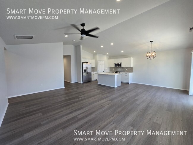 Foto del edificio - 1357 W Bass River Dr