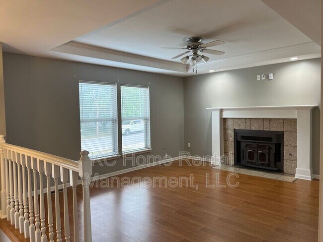 Foto del edificio - 8704 N Shannon Ave