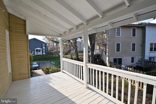 Building Photo - 2546 Chadwick Ct