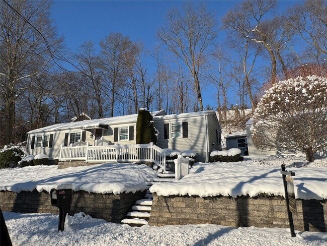 Building Photo - 81 Oakside Rd