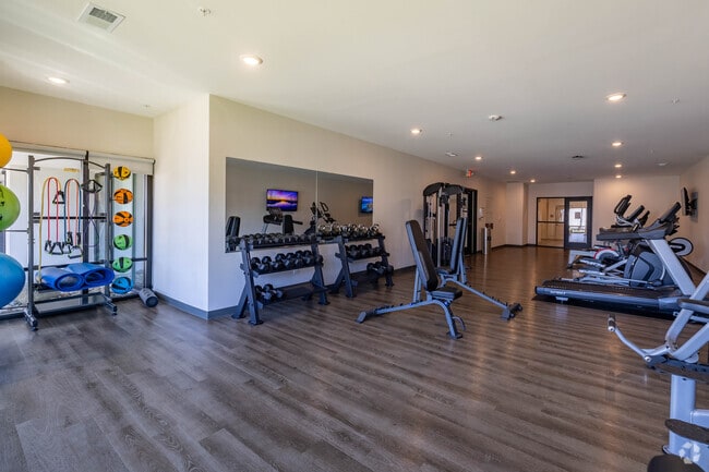 Gimnasio - The Row on Merchant