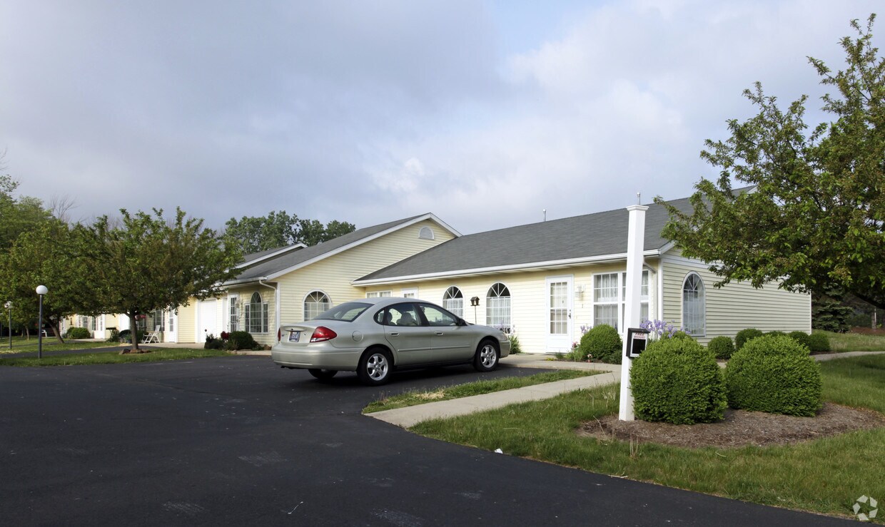 440 Entrance Dr, New Haven, IN 46774 Apartments New Haven, IN