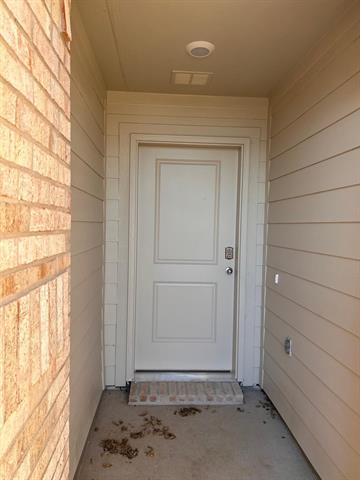 Foto del edificio - 521 Regiment Rd