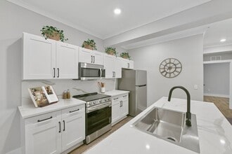 Building Photo - Pointe Grand Covington