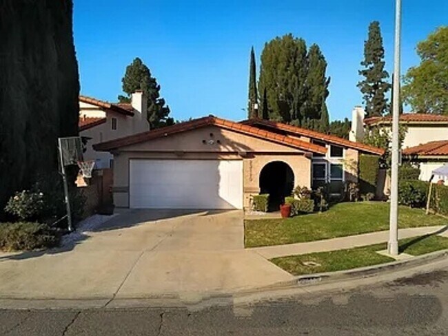 Building Photo - 23119 Valerio St