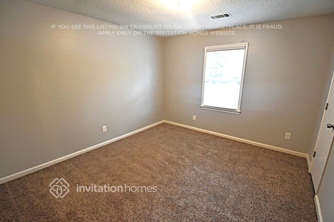 Building Photo - 1400 Willow River Run