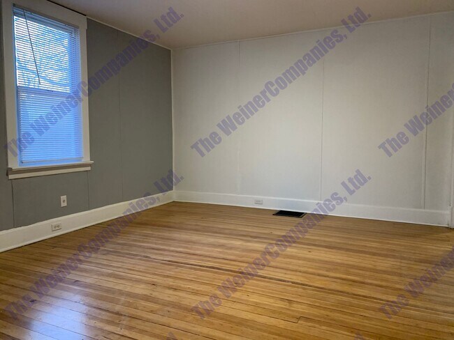 Foto del edificio - 2 Bedroom House Available Now!